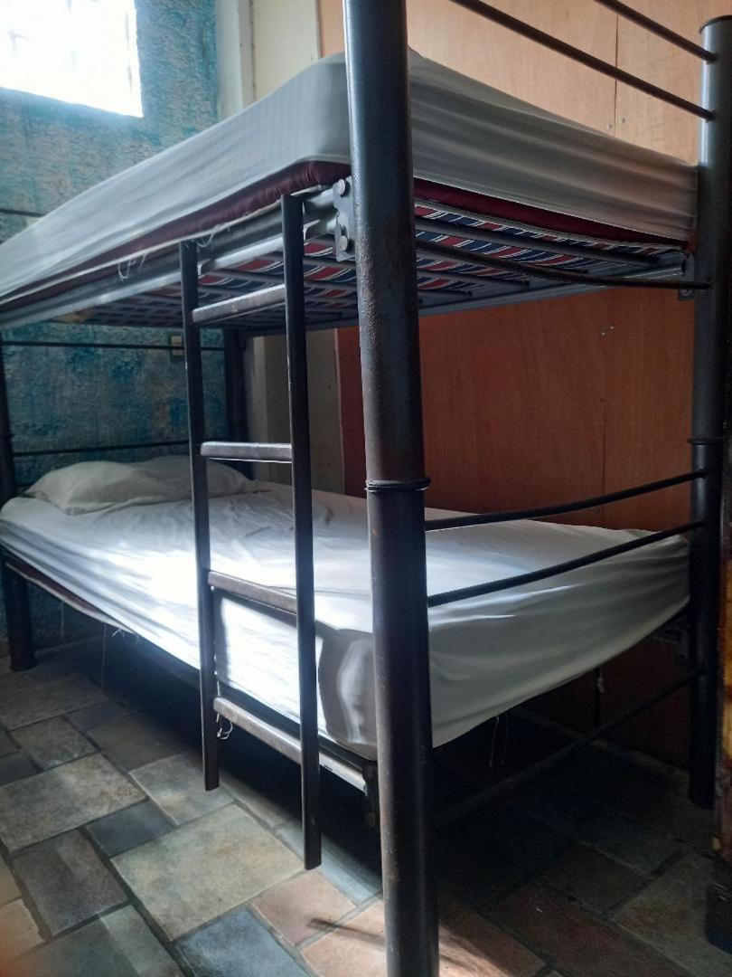 Hostal Bravo Vallarta ปูแอร์โตบาญาร์ตา ภายนอก รูปภาพ