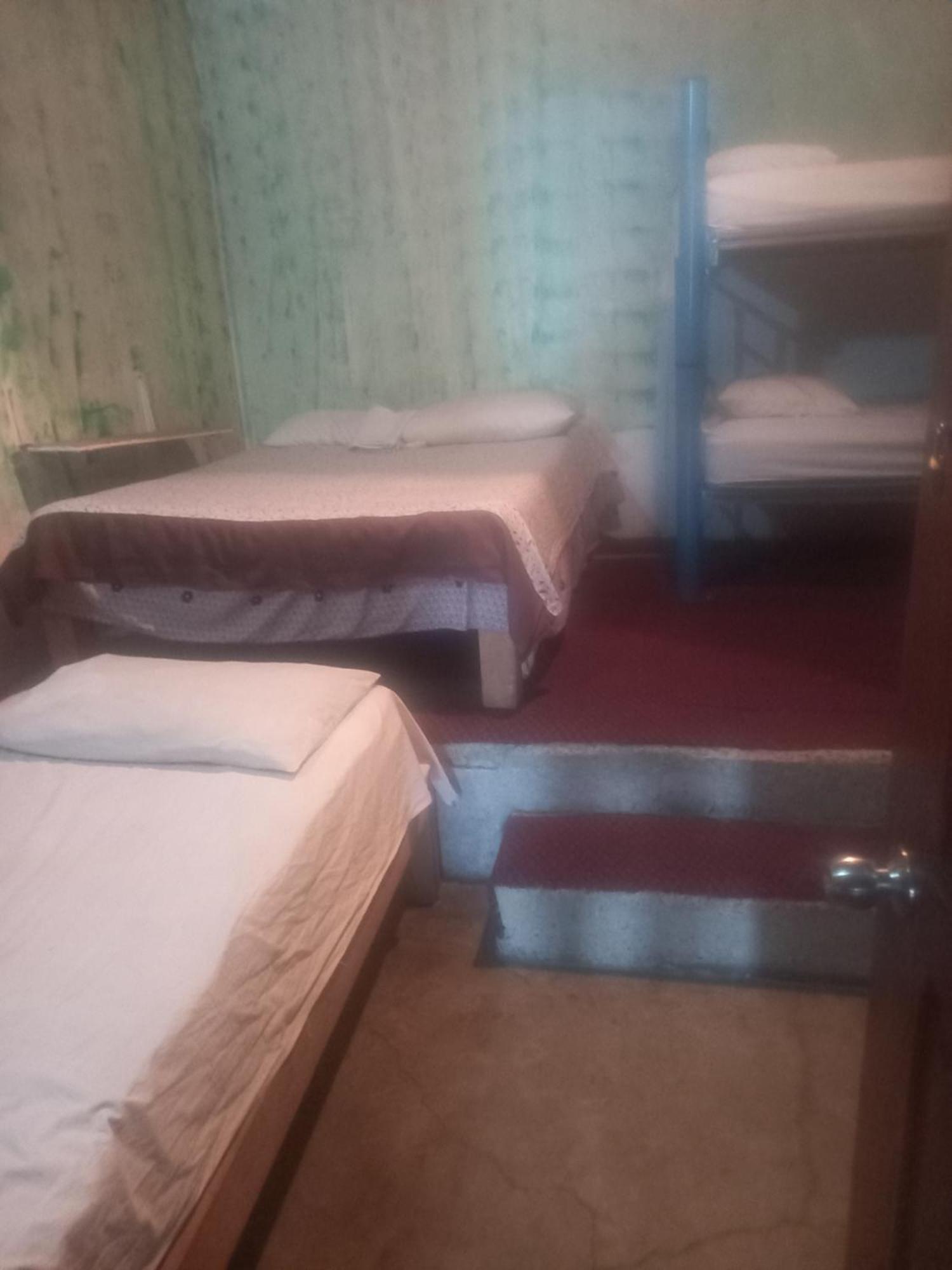 Hostal Bravo Vallarta ปูแอร์โตบาญาร์ตา ภายนอก รูปภาพ